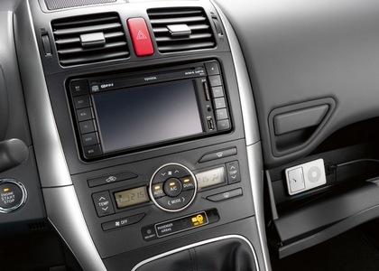 08541-00370 Комплект для подключения iPod®/iPhone® через навигационную систему TNS510 Toyota